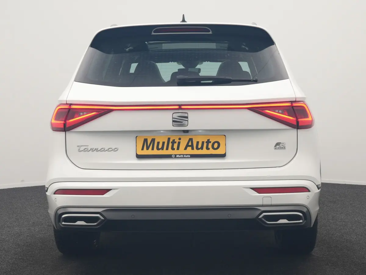 1.4 TSI e-Hybrid PHEV FR Business Intense 245pk Dealer O.H | Trekhaak Af Fabriek | Panodak | Adaptive Cruise | 360 Camera | Sportstoelen Memory & Verwarmd | Keyless | Blis | Stuur Verwarmd |