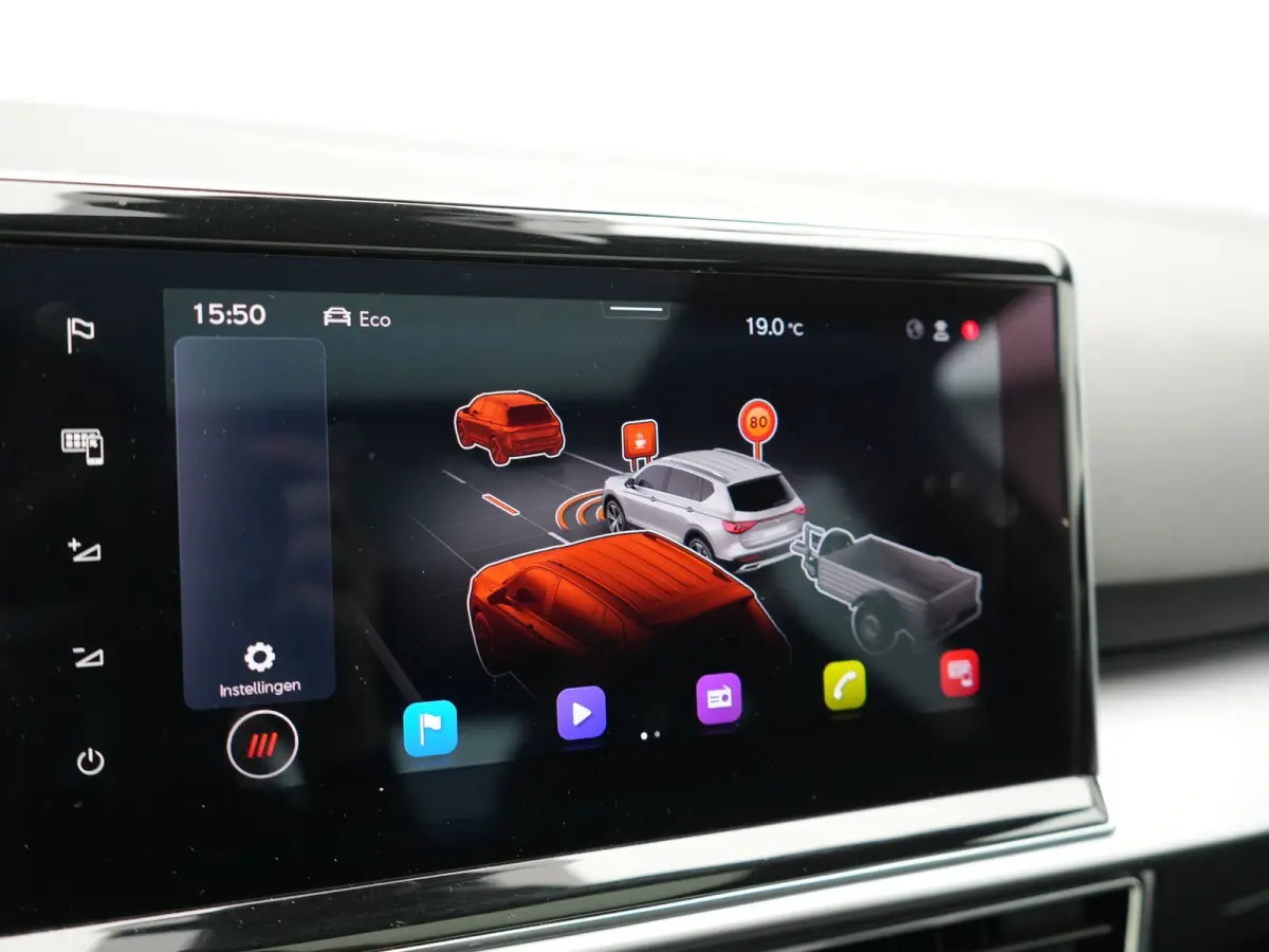 1.4 TSI e-Hybrid PHEV FR Business Intense 245pk Dealer O.H | Trekhaak Af Fabriek | Panodak | Adaptive Cruise | 360 Camera | Sportstoelen Memory & Verwarmd | Keyless | Blis | Stuur Verwarmd |