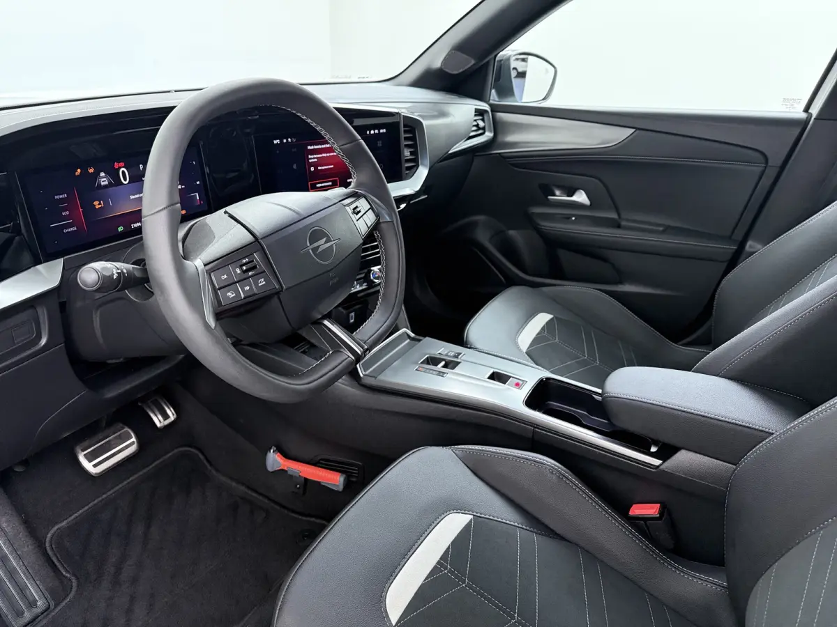 1.2 Turbo Hybrid GS | VOL OPTIES | | Achteruitrijcamera | Apple Carplay/Android Auto|telefoonintegratie premium | Bestuurdersstoel met massage