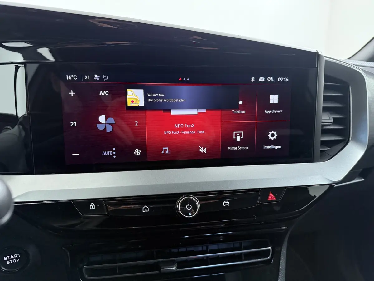 1.2 Turbo Hybrid GS | VOL OPTIES | | Achteruitrijcamera | Apple Carplay/Android Auto|telefoonintegratie premium | Bestuurdersstoel met massage