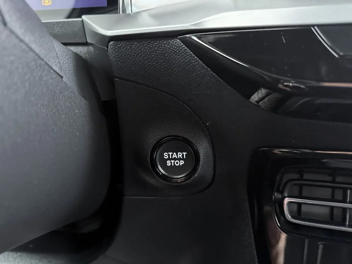 1.2 Turbo Hybrid GS | VOL OPTIES | | Achteruitrijcamera | Apple Carplay/Android Auto|telefoonintegratie premium | Bestuurdersstoel met massage