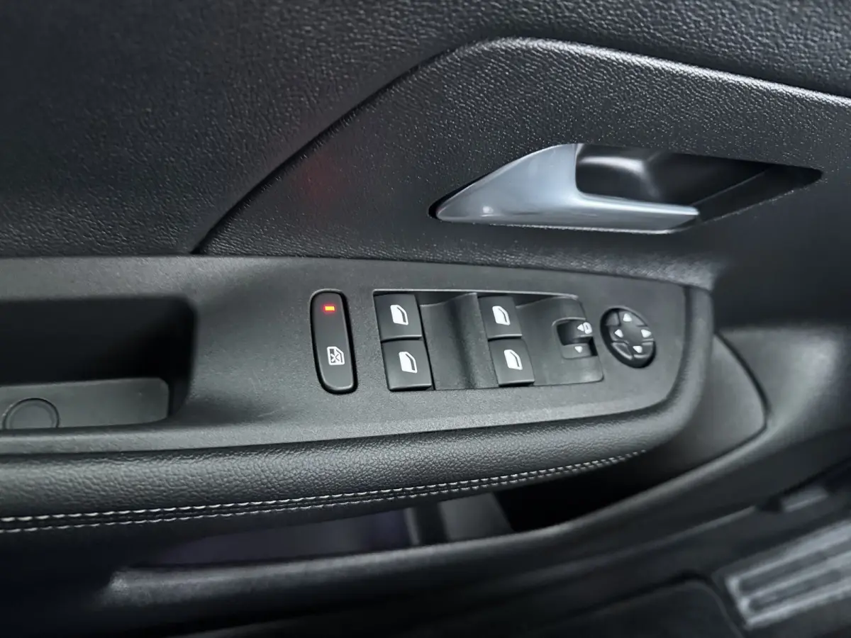 1.2 Turbo Hybrid GS | VOL OPTIES | | Achteruitrijcamera | Apple Carplay/Android Auto|telefoonintegratie premium | Bestuurdersstoel met massage
