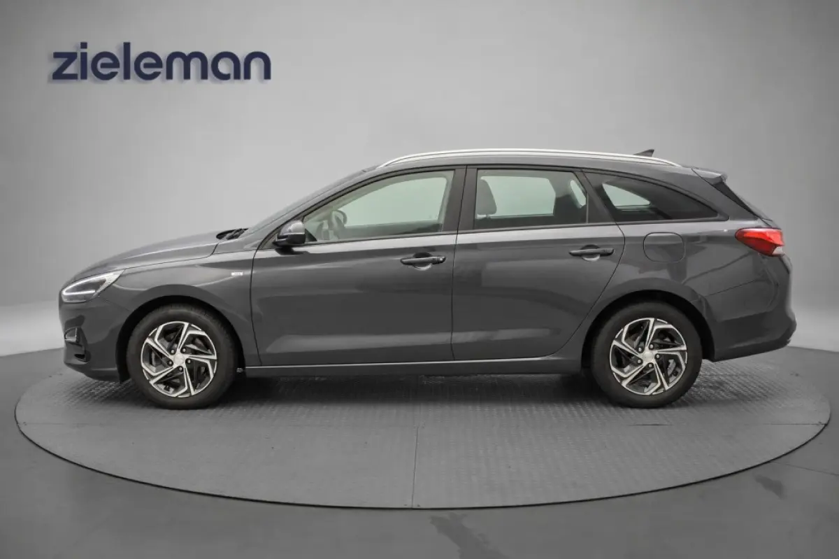 1.0 T-GDi MHEV Comfort Smart - Carplay, Camera, Cruise, Clima