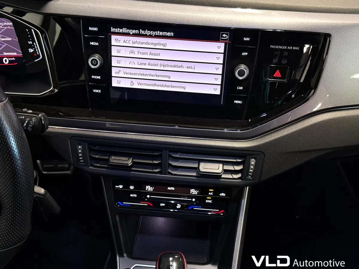 2.0 TSI GTI DSG IQ LIGHT PANO CAM ACC ALCANTARA