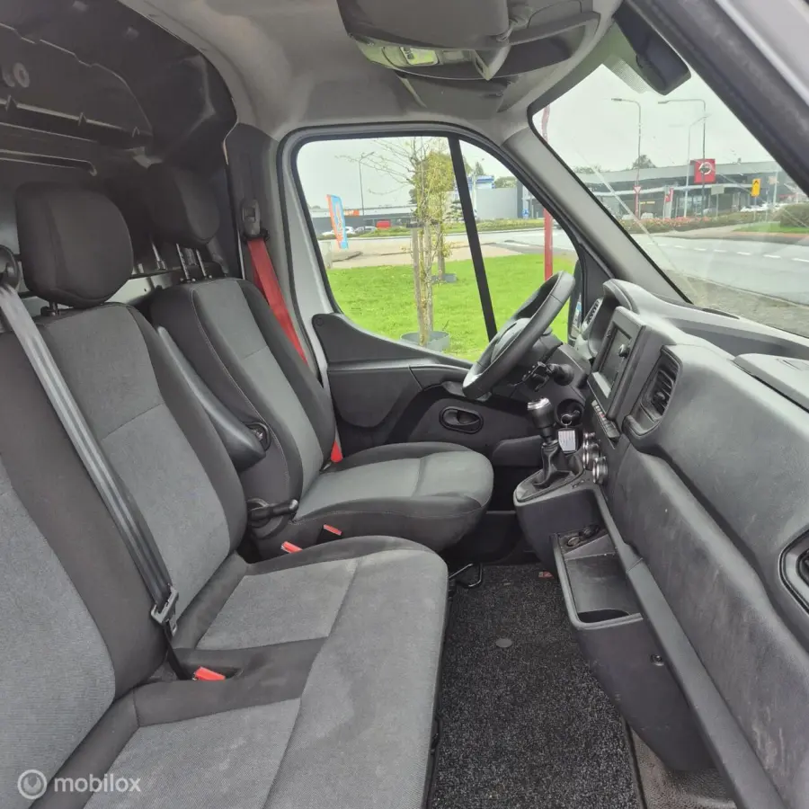 bestel 2.3 dCi 135 L2H2 Nav/Cruise control/Camera