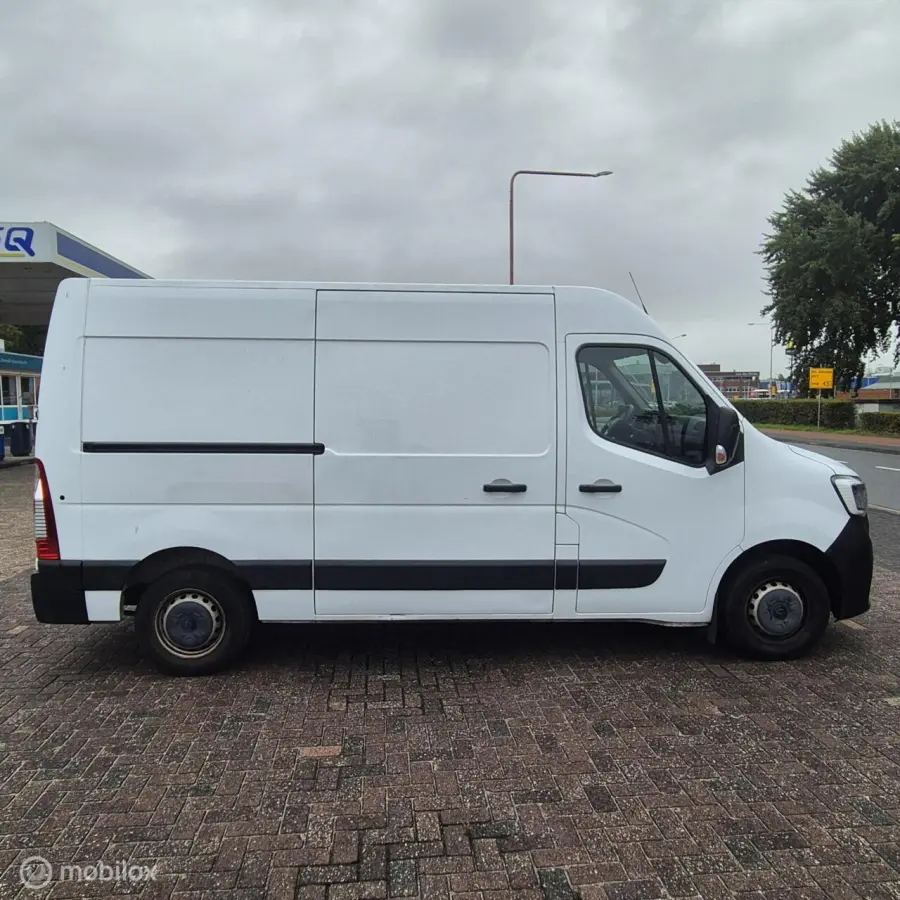 bestel 2.3 dCi 135 L2H2 Nav/Cruise control/Camera
