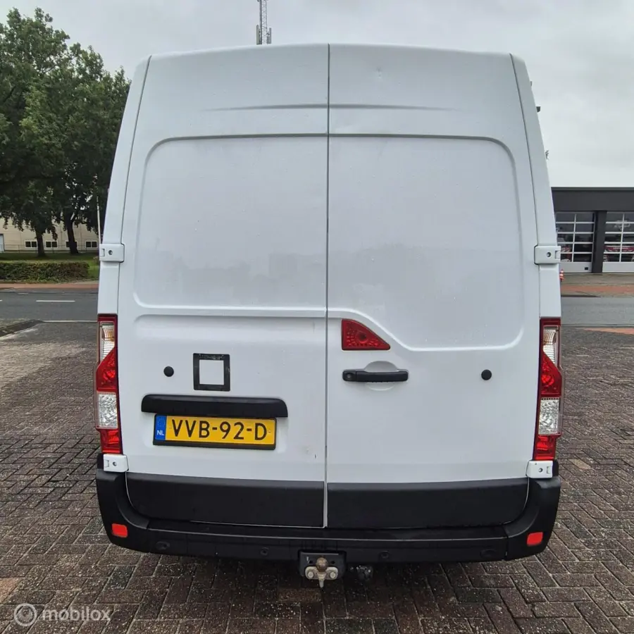 bestel 2.3 dCi 135 L2H2 Nav/Cruise control/Camera