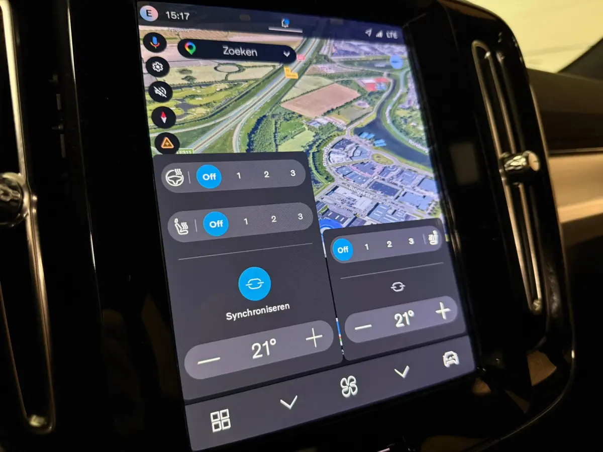 B4 Plus Dark | Schuifdak | Trekhaak | Harman Kardon | Adaptieve Cruise Control | Bestuurdersstoel elektrisch geheugen | Stoel en Stuurwielverwarming | Parkeercamera | 18 Inch | Passagierssto