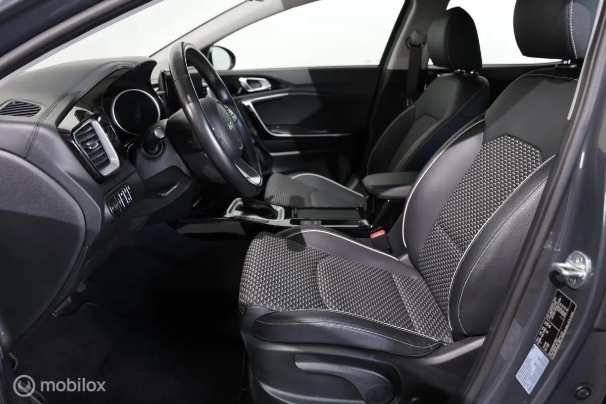 1.6 GDi PHEV DynamicPlusLine - Stuur/Stoelverwarming - Trekhaak - Carplay