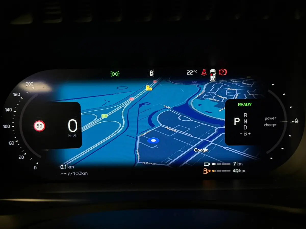 T8 AWD Recharge Ultra Dark | Vol! | Luchtvering | Stoelventilatie | Trekhaak | 360 Camera | Head-Up Display | Stoelmassage | 455pk | Harman Kardon | Adaptieve Cruise Control | Stoelverwarmin