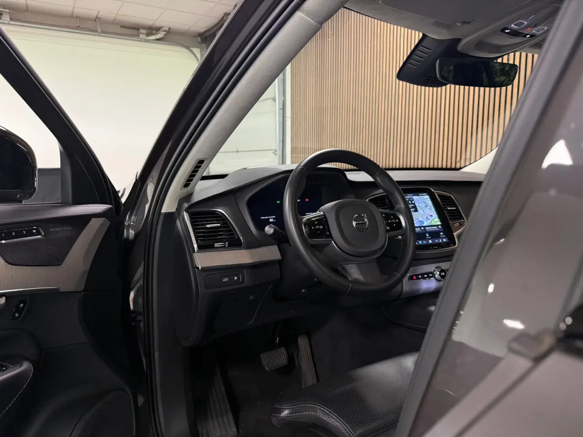 T8 AWD Recharge Ultra Dark | Vol! | Luchtvering | Stoelventilatie | Trekhaak | 360 Camera | Head-Up Display | Stoelmassage | 455pk | Harman Kardon | Adaptieve Cruise Control | Stoelverwarmin