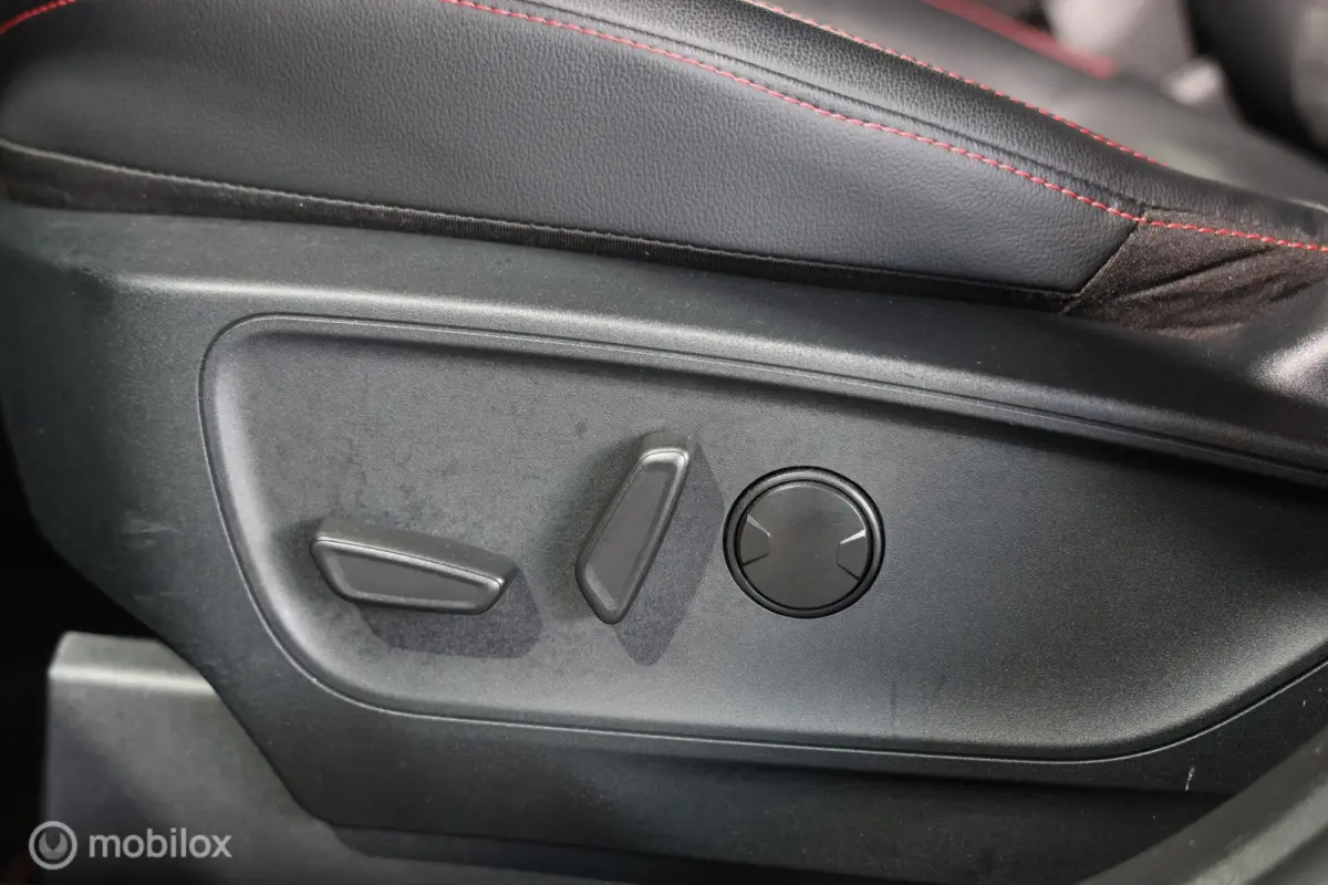 2.5 PHEV ST-Line - Carplay - Stuur/Stoelverwarming - Camera