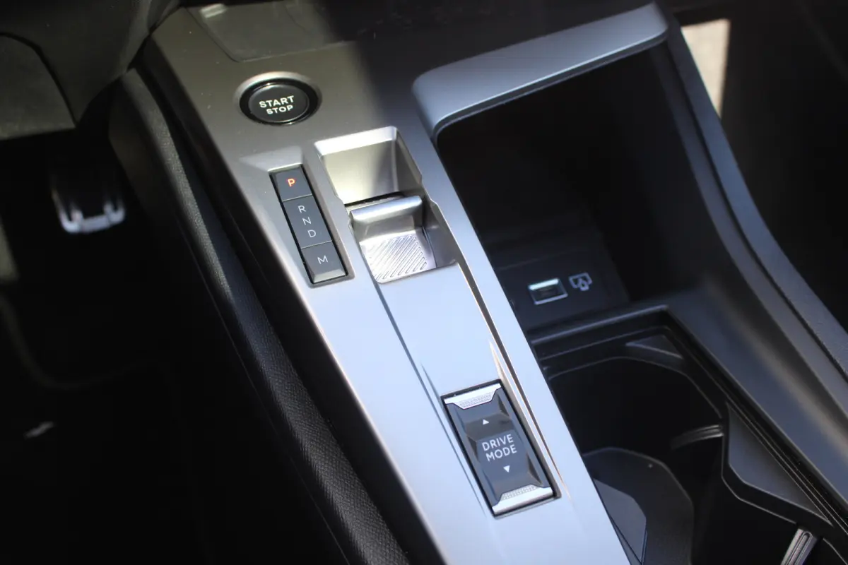 1.2 Hybrid 145 e-DCS6 GT | Automaat | Panorama/schuifdak | Navigatie | Camera | Trekhaak | Nieuw model |