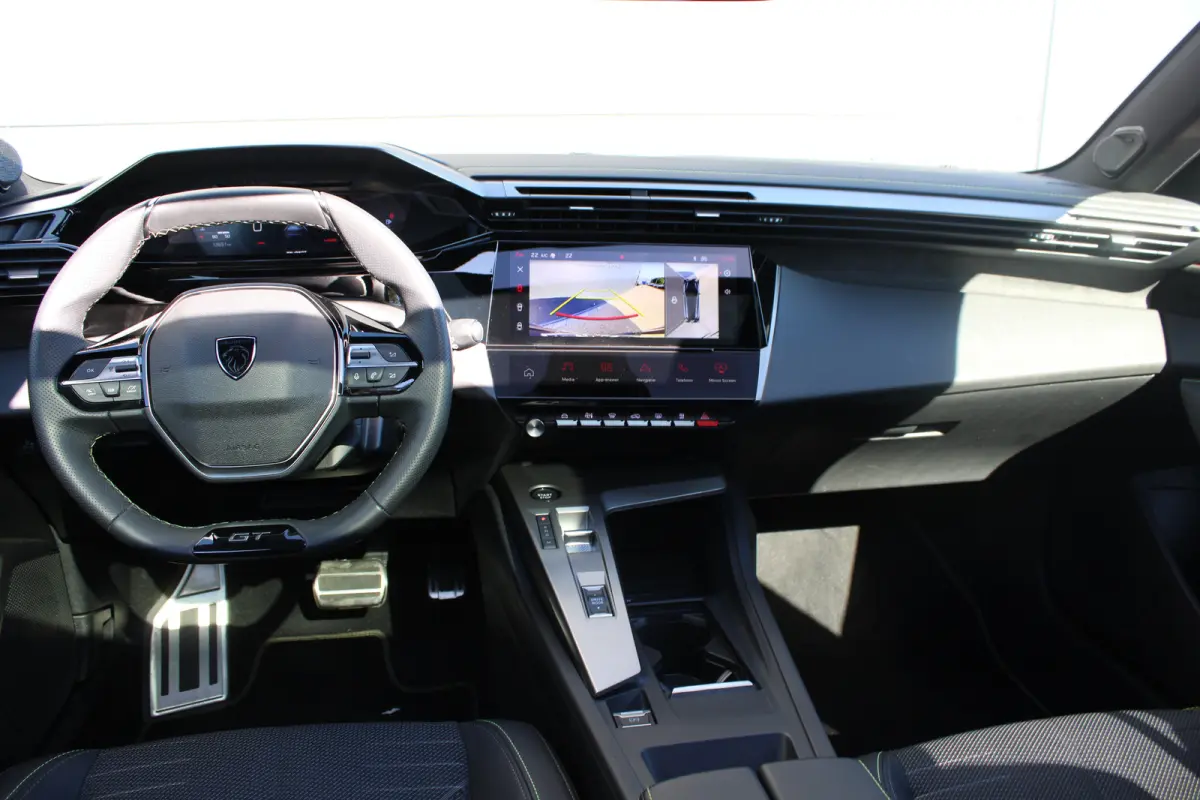 1.2 Hybrid 145 e-DCS6 GT | Automaat | Panorama/schuifdak | Navigatie | Camera | Trekhaak | Nieuw model |