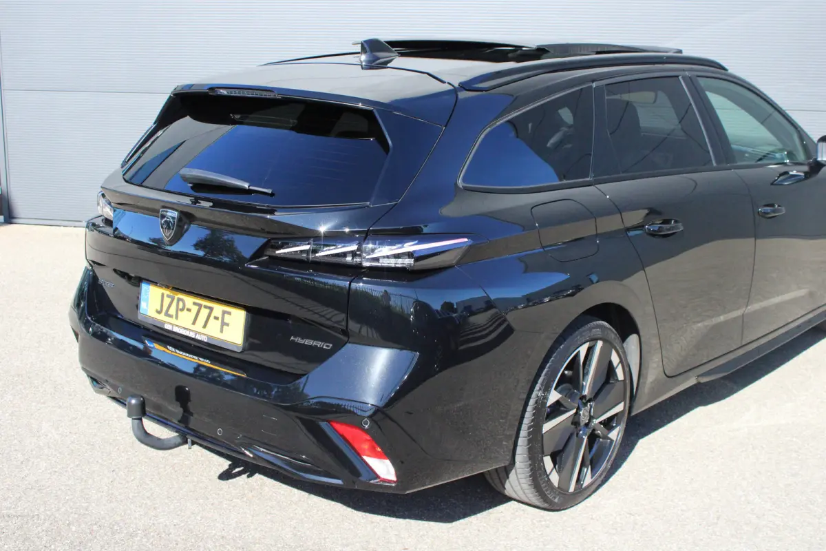 1.2 Hybrid 145 e-DCS6 GT | Automaat | Panorama/schuifdak | Navigatie | Camera | Trekhaak | Nieuw model |