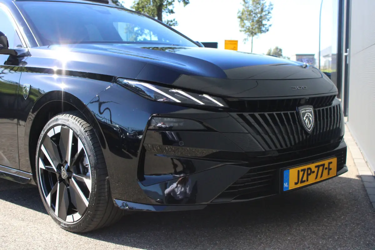 1.2 Hybrid 145 e-DCS6 GT | Automaat | Panorama/schuifdak | Navigatie | Camera | Trekhaak | Nieuw model |
