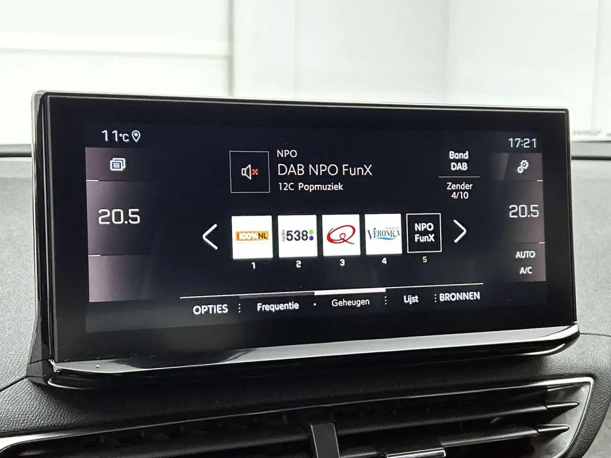 SUV GT Pack Business 130pk Automaat | 7 Zitplaatsen | Navigatie | 360° Camera | FOCAL Premium HiFi | Full Led koplampen | Adaptieve Cruise Control | Handsfree achterklep | Leder/Alcantara |