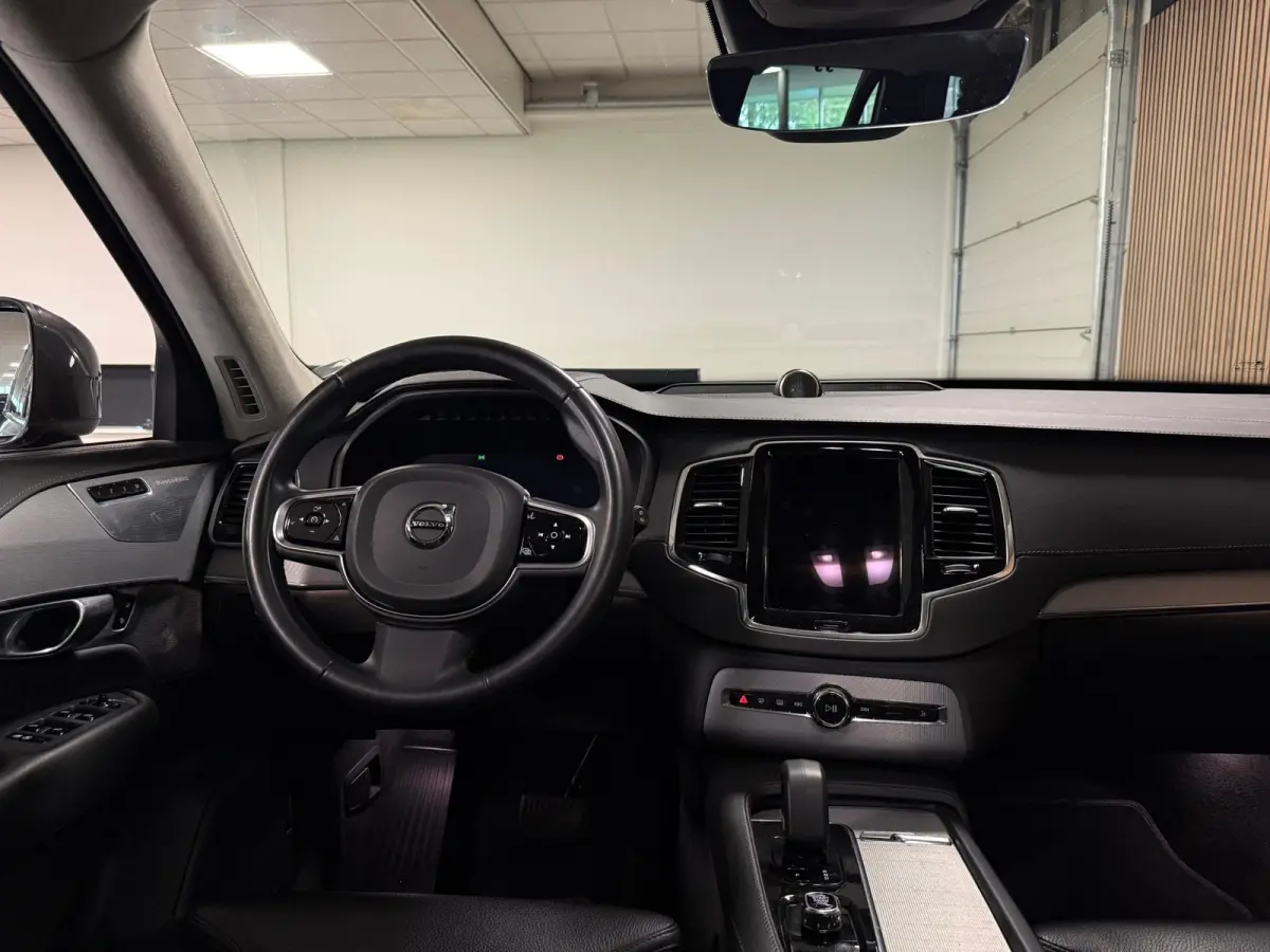 T8 AWD Recharge Ultra Ultimate Bright | Bowers & Wilkins | Luchtvering | Trekhaak | 360 Camera | Head-Up Display | 455pk | Adaptieve Cruise Control | Stoelverwarming voor+achter | Stuurwielv