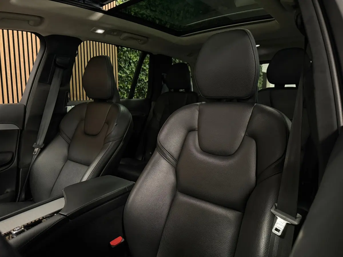 T8 AWD Recharge Ultra Ultimate Bright | Bowers & Wilkins | Luchtvering | Trekhaak | 360 Camera | Head-Up Display | 455pk | Adaptieve Cruise Control | Stoelverwarming voor+achter | Stuurwielv