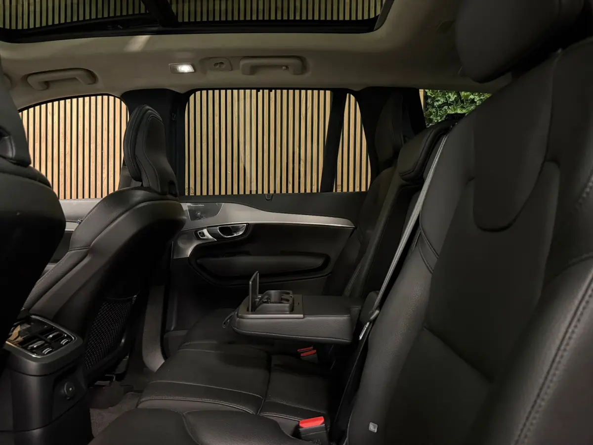 T8 AWD Recharge Ultra Ultimate Bright | Bowers & Wilkins | Luchtvering | Trekhaak | 360 Camera | Head-Up Display | 455pk | Adaptieve Cruise Control | Stoelverwarming voor+achter | Stuurwielv