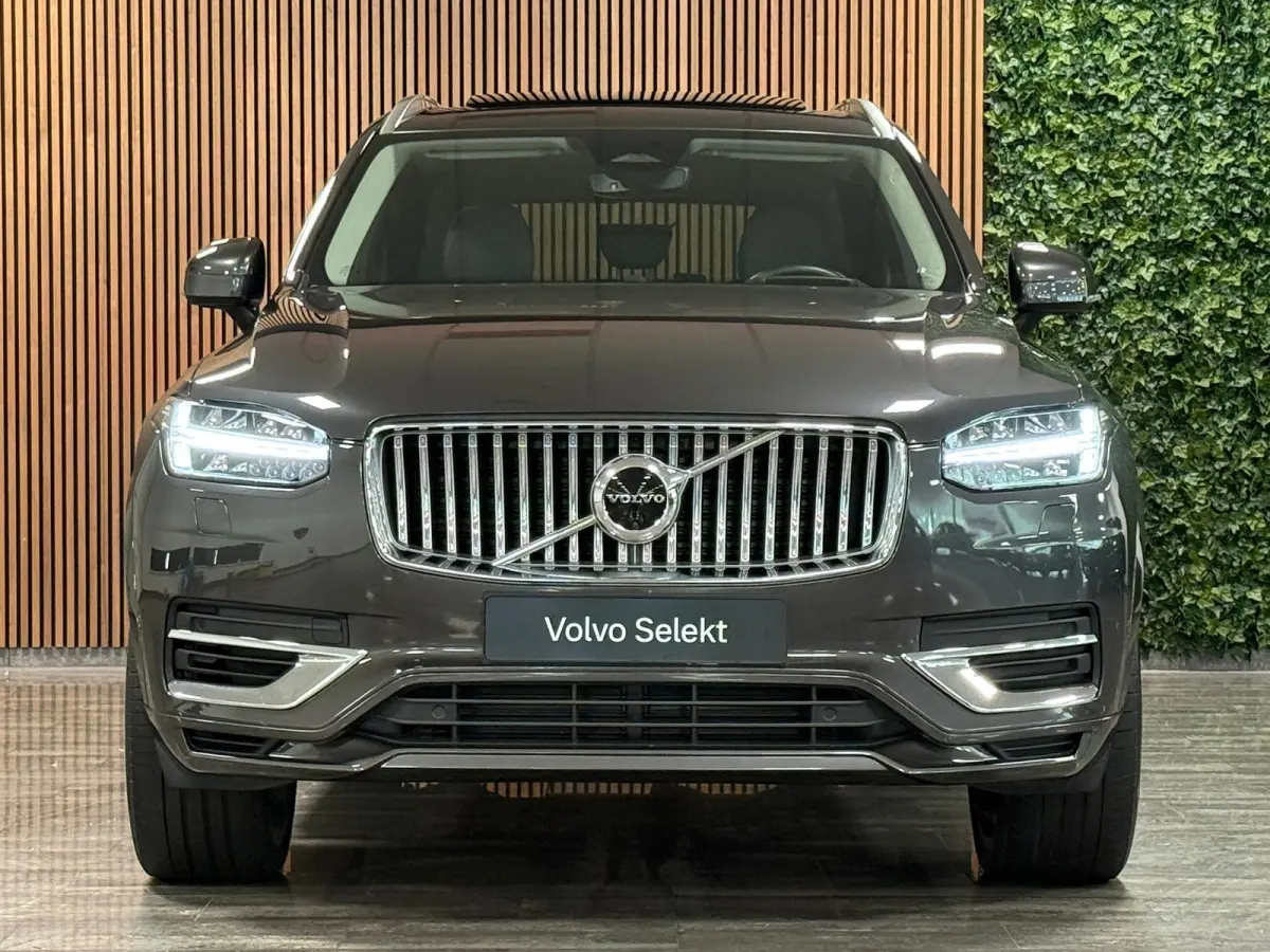 T8 AWD Recharge Ultra Ultimate Bright | Bowers & Wilkins | Luchtvering | Trekhaak | 360 Camera | Head-Up Display | 455pk | Adaptieve Cruise Control | Stoelverwarming voor+achter | Stuurwielv