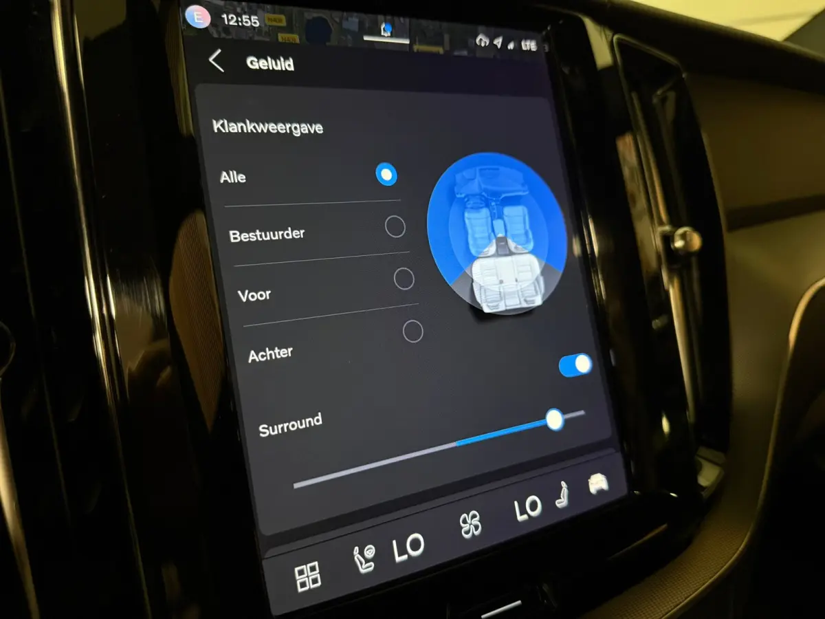 T6 AWD Recharge Plus Dark | Trekhaak | Harman Kardon | Adaptieve Cruise Control | Stoelverwarming voor+achter | Stuurwielverwarming | Full LED Meesturende koplampen | Parkeercamera | Pilot A
