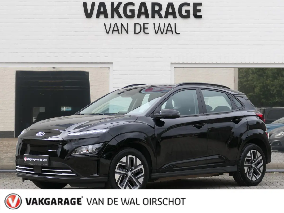 EV Comfort 39 kWh | SOH 96.8% | 3-Fase | Apple-/Android Carplay | Achteruitrijcamera | Digitaal dashboard | Stuur-/Stoelverwarming | Climate Control | ACC | 1e eigenaar | Dealer onderhouden