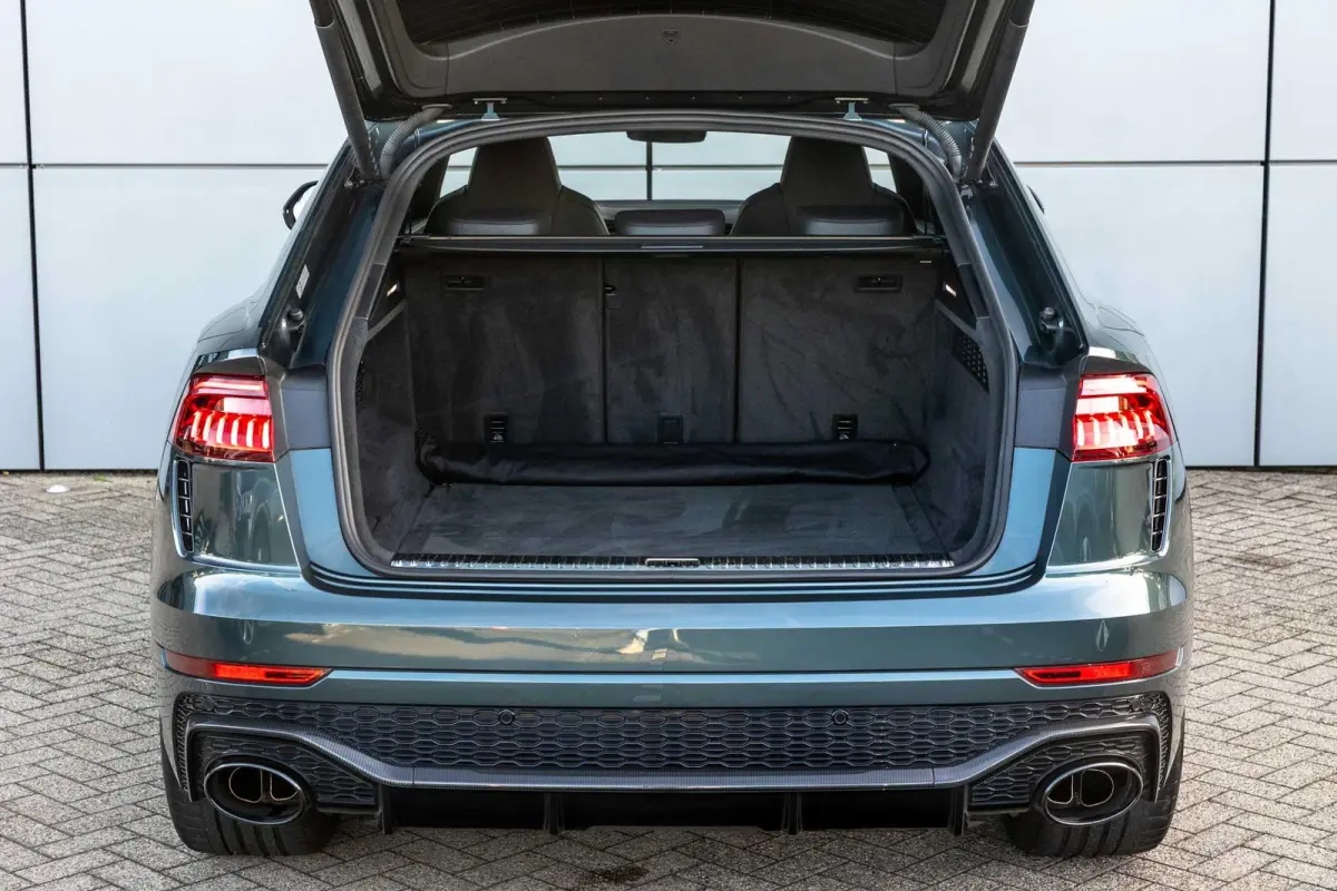 RS 4.0 TFSI 600pk quattro | Panoramadak | Matrix LED | Carbon Exterieur | Trekhaak | B&O | 360 Camera | HUD | Nachzicht