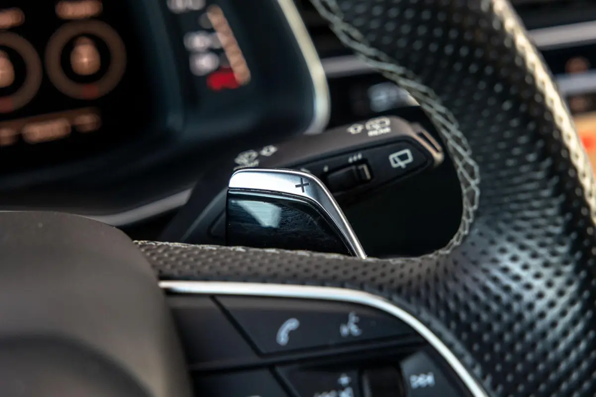 RS 4.0 TFSI 600pk quattro | Panoramadak | Matrix LED | Carbon Exterieur | Trekhaak | B&O | 360 Camera | HUD | Nachzicht