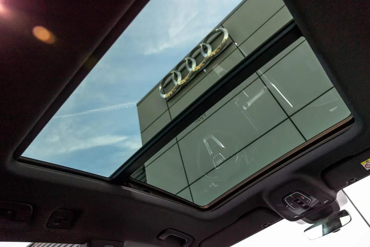 RS 4.0 TFSI 600pk quattro | Panoramadak | Matrix LED | Carbon Exterieur | Trekhaak | B&O | 360 Camera | HUD | Nachzicht