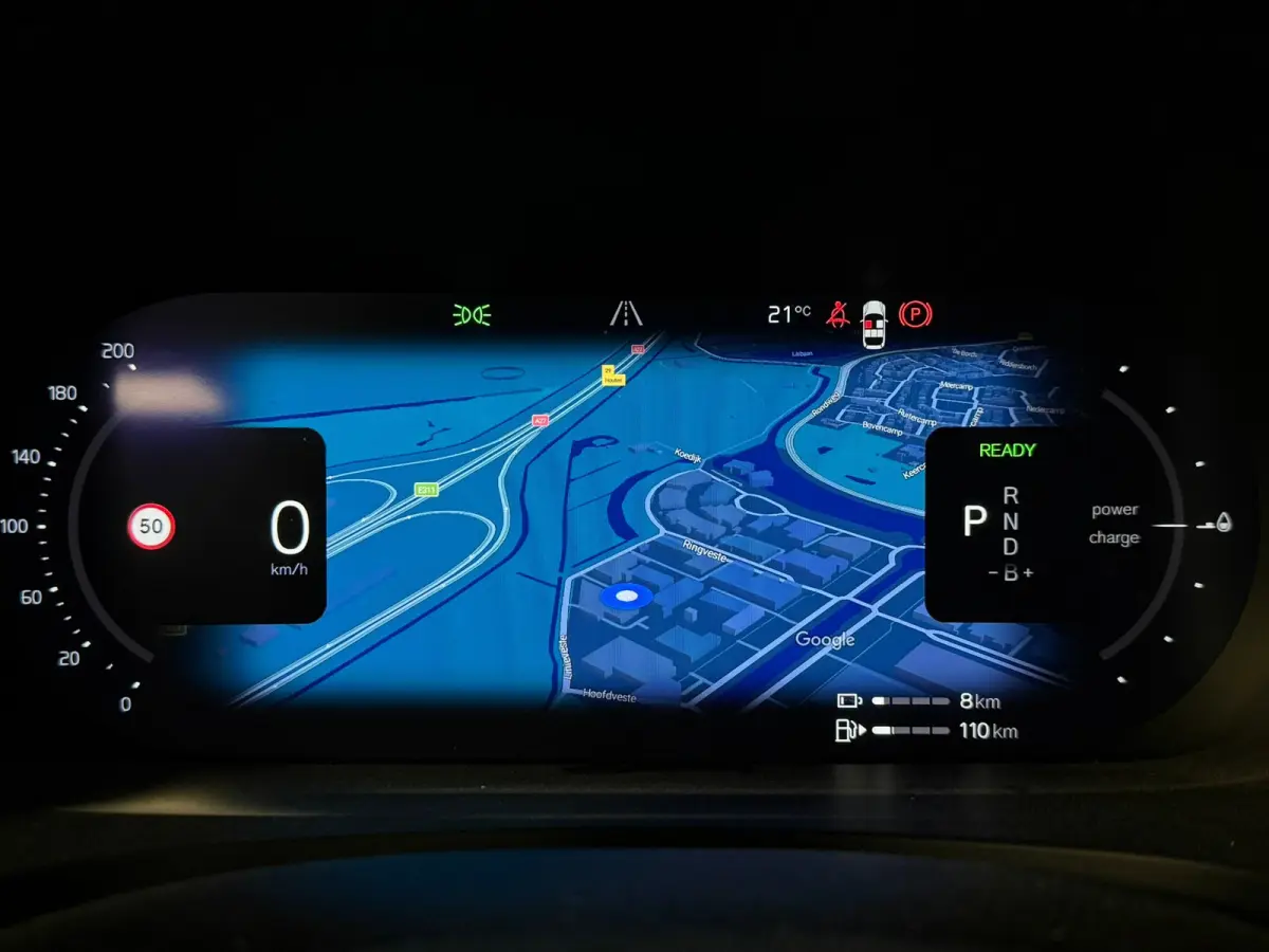 T8 AWD Recharge Ultimate Dark | Bowers & Wilkins | Luchtvering | Stoelventilatie | Schuifdak | Head-Up Display | Stoelmassage | 455pk | Adaptieve Cruise Control | Stoelverwarming voor+achter
