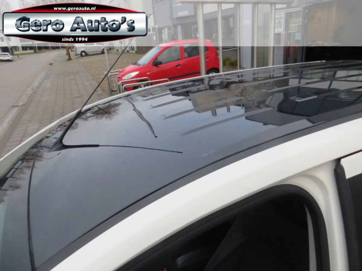 1.0 EcoBoost Titanium nl-auto ,airco ecc ,trekhaak pdc