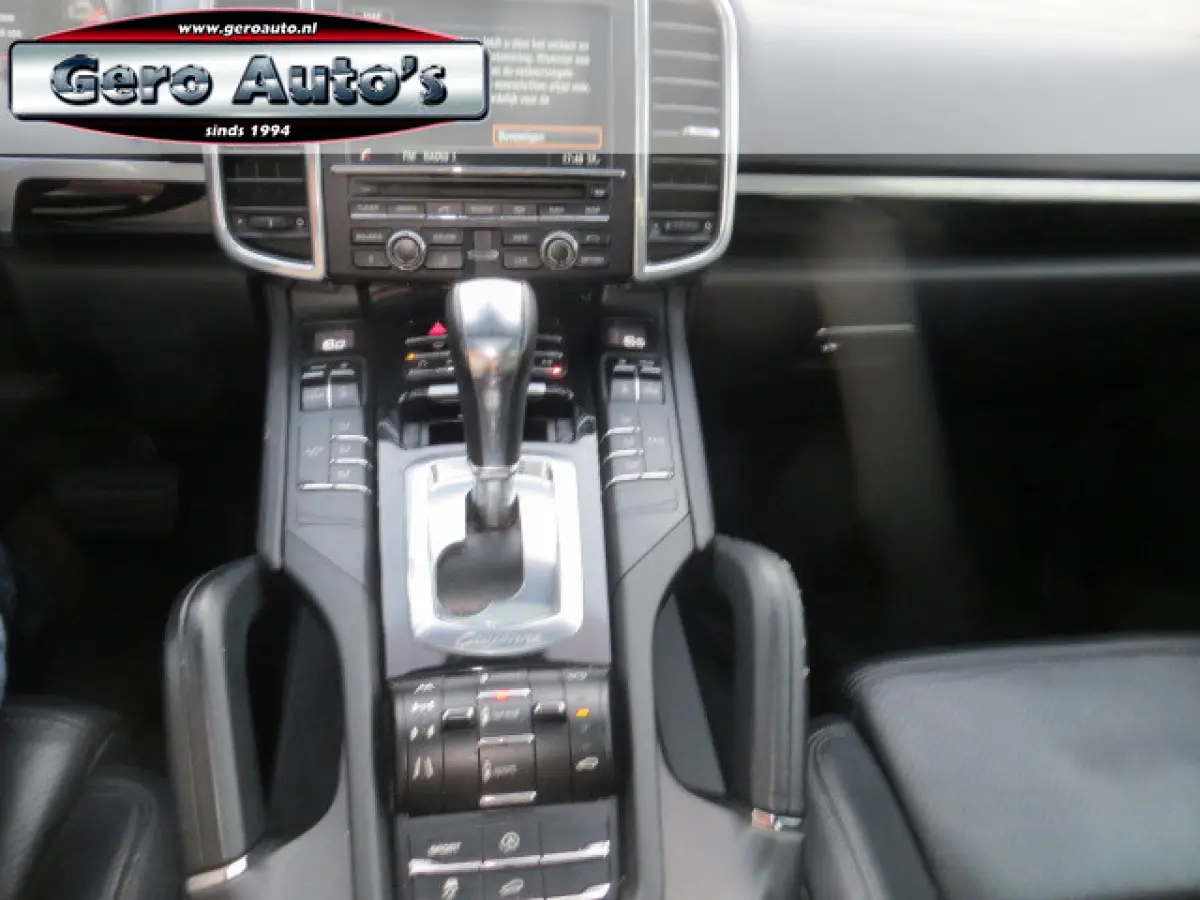 3.6 nl-auto vol opties panorama ,zwart leder ,originele staat !