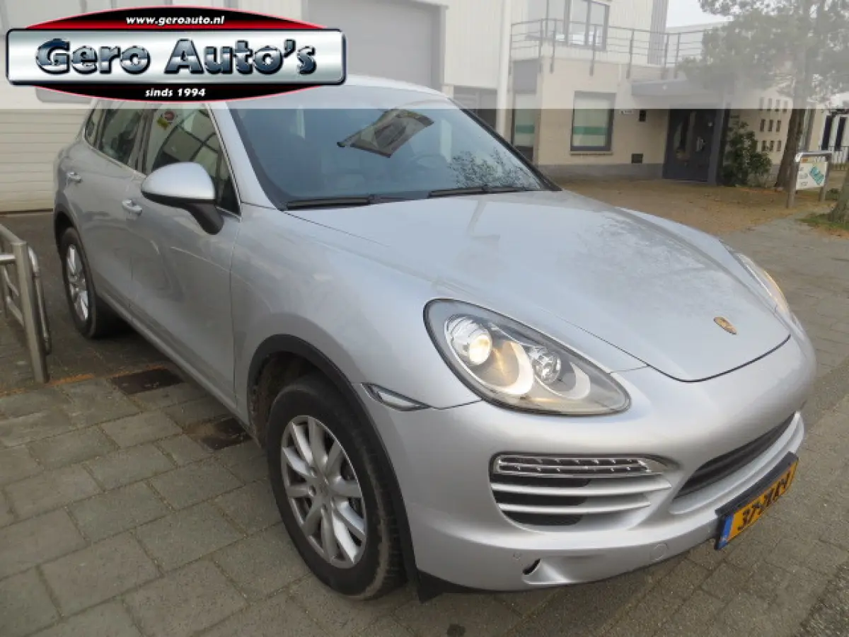 3.6 nl-auto vol opties panorama ,zwart leder ,originele staat !