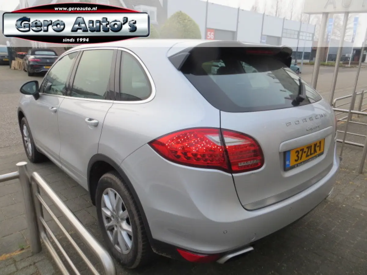3.6 nl-auto vol opties panorama ,zwart leder ,originele staat !