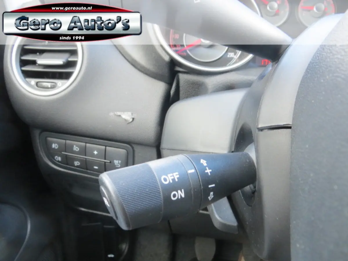 0.9 TwinAir Lounge 1eigenaar 5 deurs ,airco ecc,lmv,cruise control nederlandse auto ,prijs incl btw