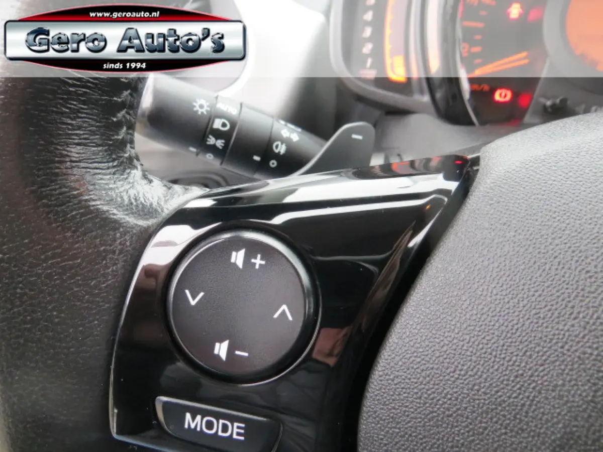 1.0 VTi Airscape Shine 4 deurs open cabrio dak ,airco ecc ,flippers