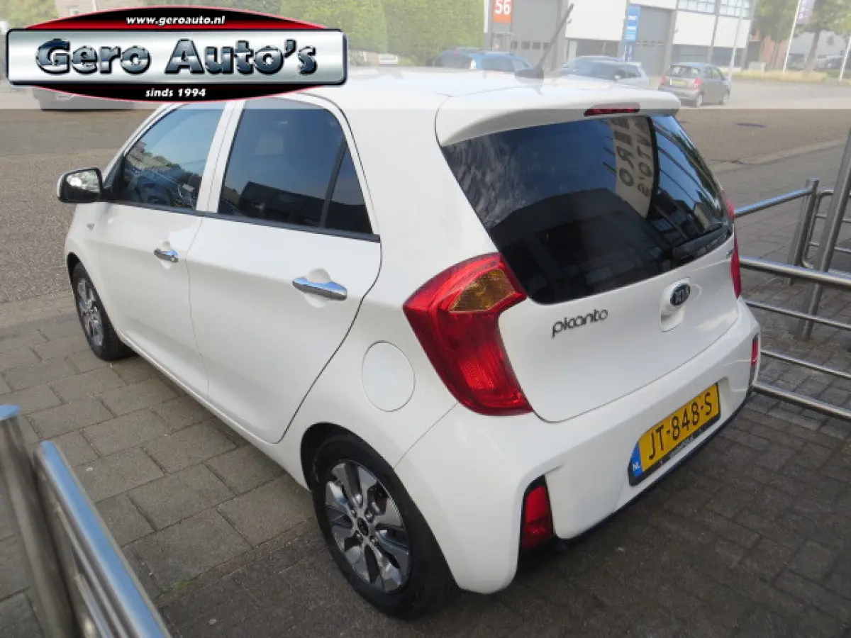 1.0 CVVT ComfortPlusLine Navigator vol extra`s airco ecc ,lmv etc