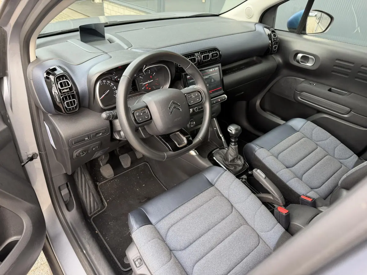 1.2 PureTech Shine Ripcurl 17"/Trekhaak/Stoelverwarming/Head-up/Camera/Apple Carplay & Android Auto