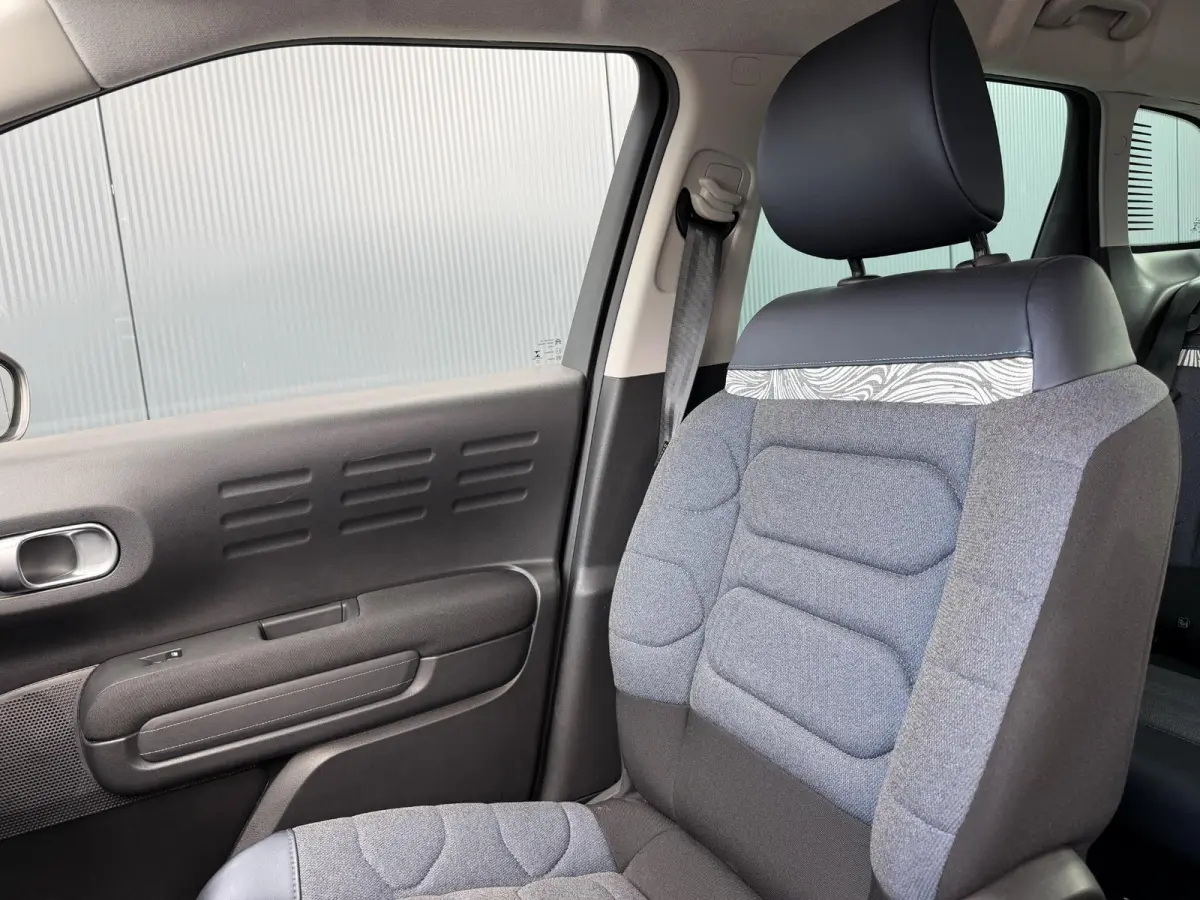 1.2 PureTech Shine Ripcurl 17"/Trekhaak/Stoelverwarming/Head-up/Camera/Apple Carplay & Android Auto