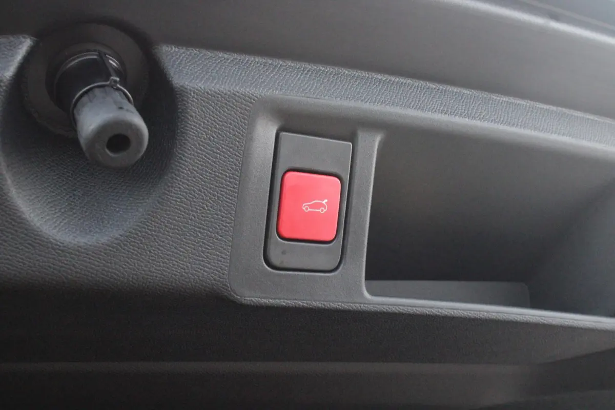GT 54 kWh | 360° CAMERA | ELEKTRISCHE STOEL VERSTELLING MET MASAGE FUNTIE | VOORSTOELEN VERWARMD | ALCANTARA BEKLEDING | DRAADLOZE APPLE CARPLAY/ANDROID AUTO | DAB+ RADIO | ADAPTIVE CRUISE 
