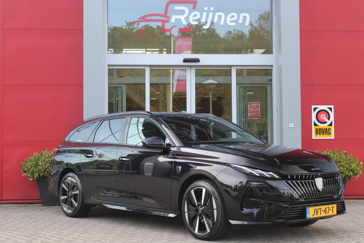 GT 54 kWh | 360° CAMERA | ELEKTRISCHE STOEL VERSTELLING MET MASAGE FUNTIE | VOORSTOELEN VERWARMD | ALCANTARA BEKLEDING | DRAADLOZE APPLE CARPLAY/ANDROID AUTO | DAB+ RADIO | ADAPTIVE CRUISE 