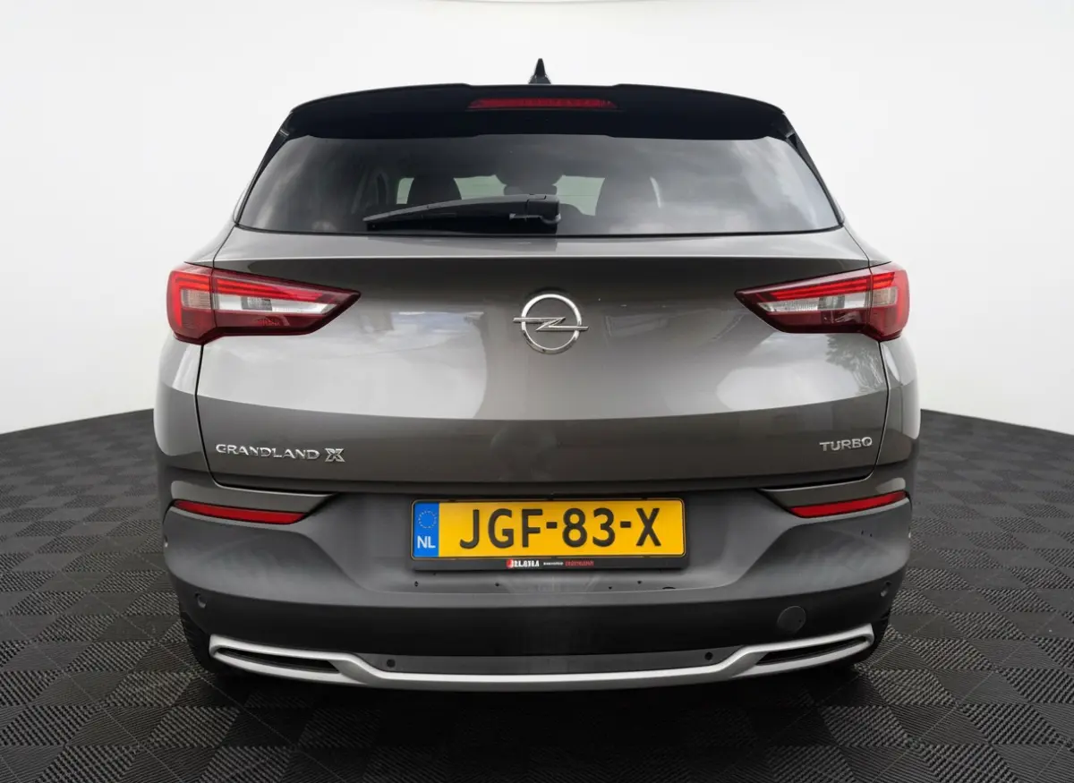 1.2 Turbo 130pk Innovation, Navi & CarPlay | 18inch | Pdc