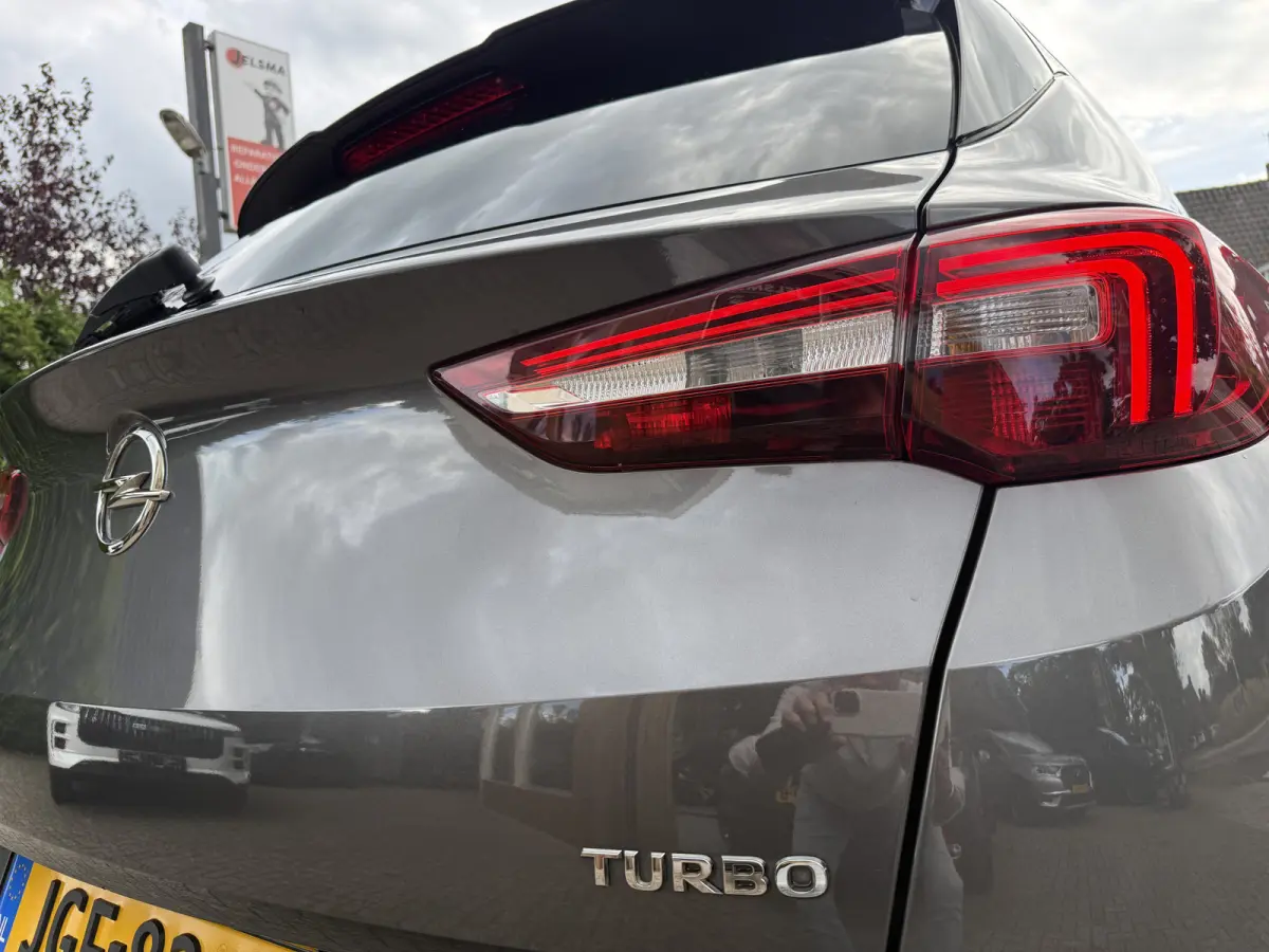 1.2 Turbo 130pk Innovation, Navi & CarPlay | 18inch | Pdc