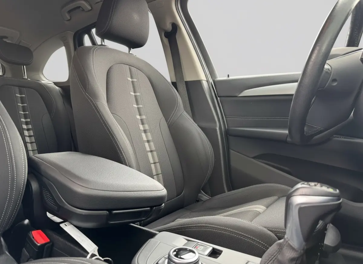 xDrive20i 192pk Executive Aut., Driving assist | Trekhaak