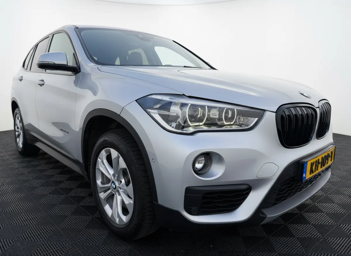 xDrive20i 192pk Executive Aut., Driving assist | Trekhaak