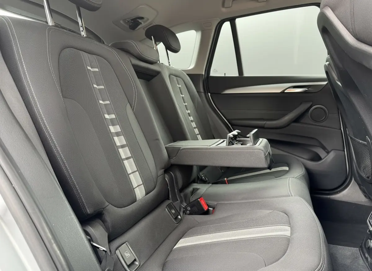 xDrive20i 192pk Executive Aut., Driving assist | Trekhaak