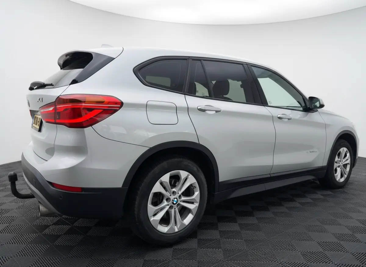 xDrive20i 192pk Executive Aut., Driving assist | Trekhaak