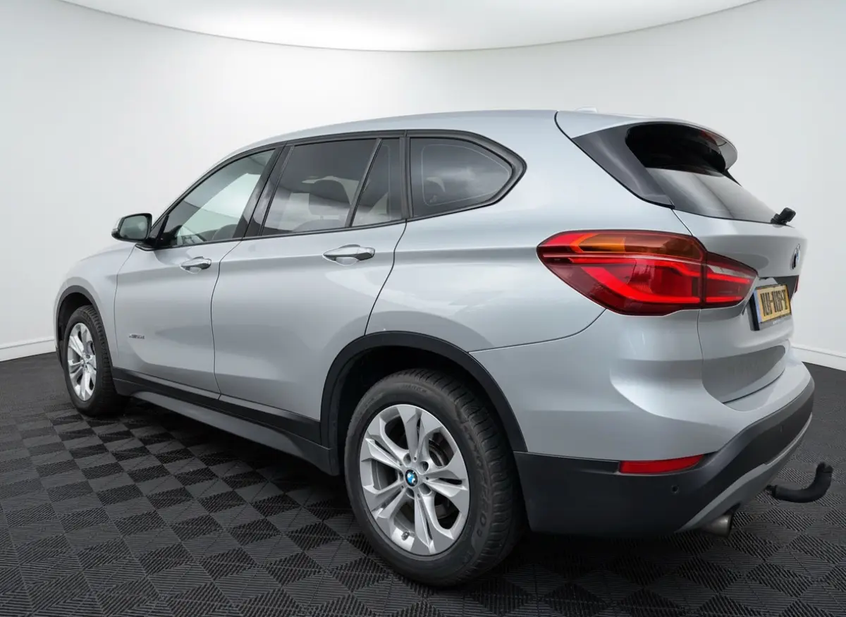 xDrive20i 192pk Executive Aut., Driving assist | Trekhaak