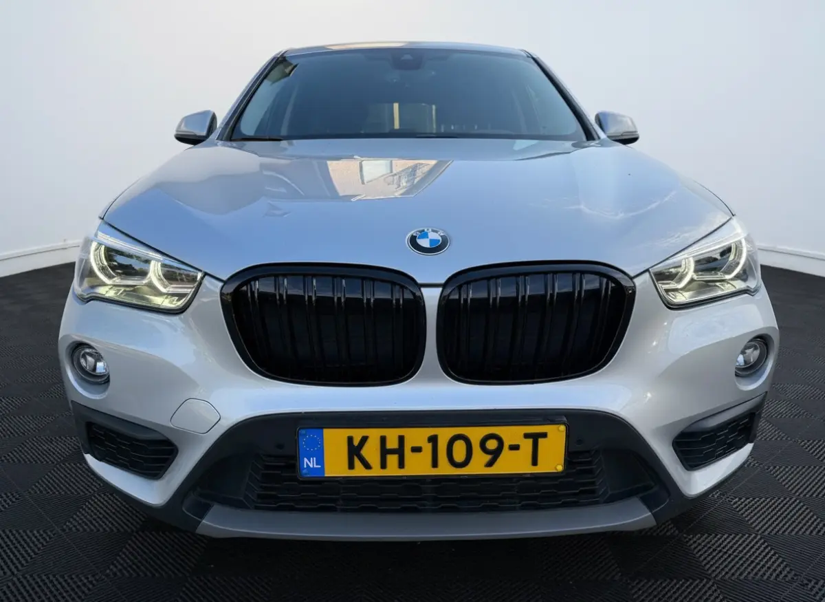 xDrive20i 192pk Executive Aut., Driving assist | Trekhaak